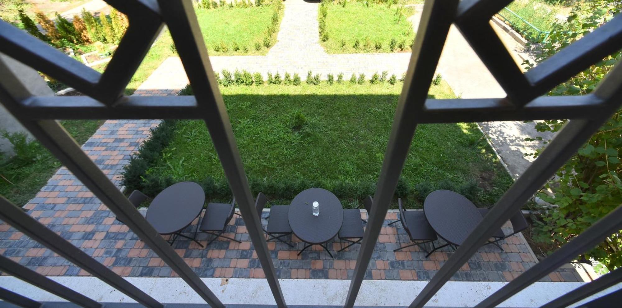 Hotel Avenue 30 Jerevan Exteriör bild